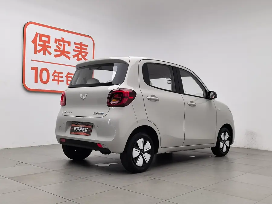 Used Wuling Hongguang MINIEV 2025 gallery view 2