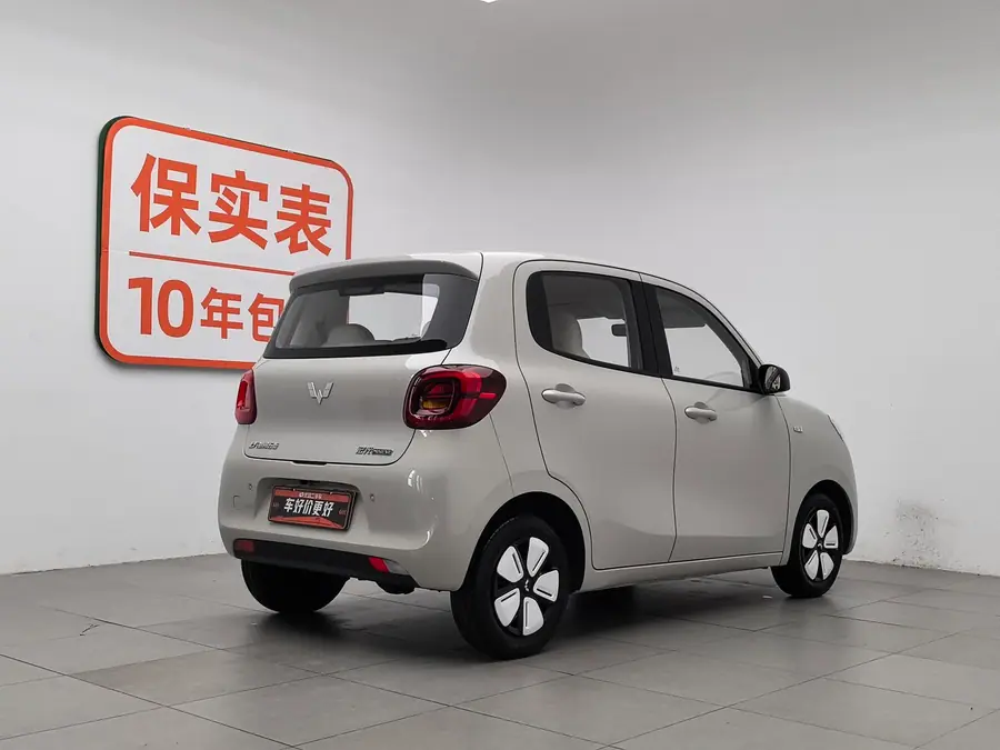 Used Wuling Hongguang MINIEV 2025 gallery view 2