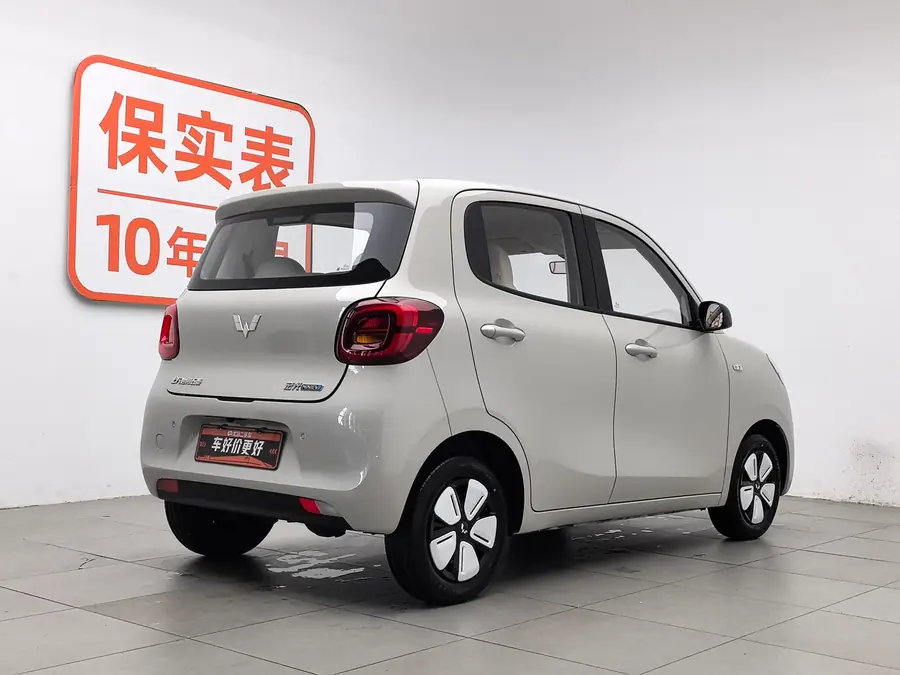 Used Wuling Hongguang MINIEV 2025 gallery view 2