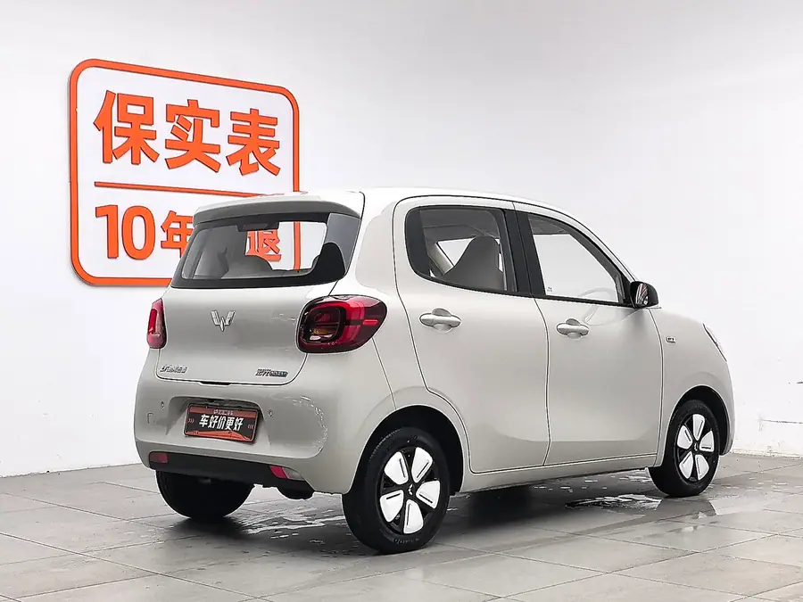 Used Wuling Hongguang MINIEV 2025 gallery view 2