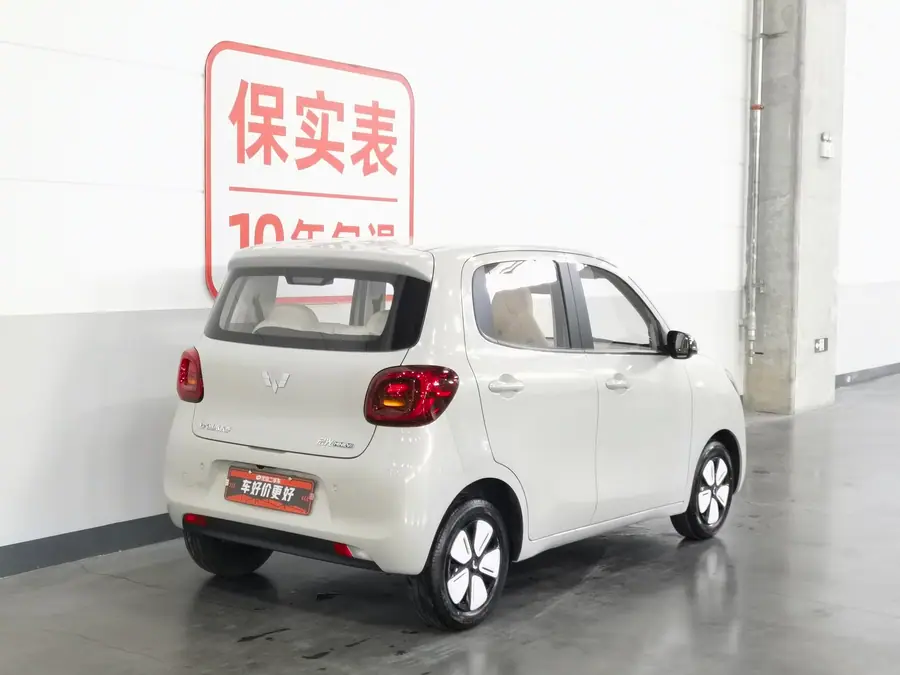 Used Wuling Hongguang MINIEV 2025 gallery view 2